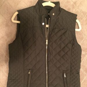 Quinn Green Womens Vest